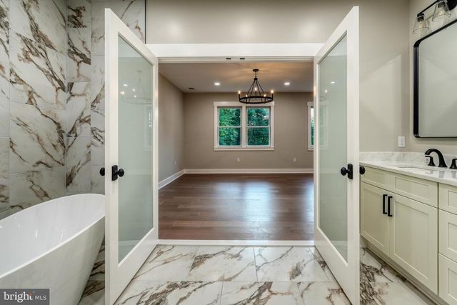 1231 LOWER STATE RD, North Wales, PA 19454