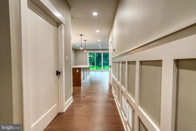 1231 LOWER STATE RD, North Wales, PA 19454