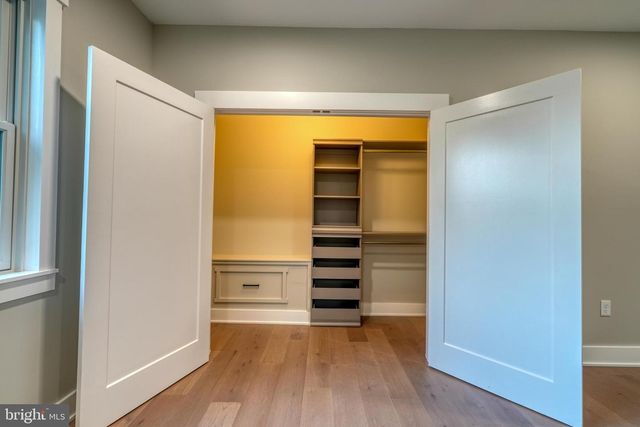 1231 LOWER STATE RD, North Wales, PA 19454