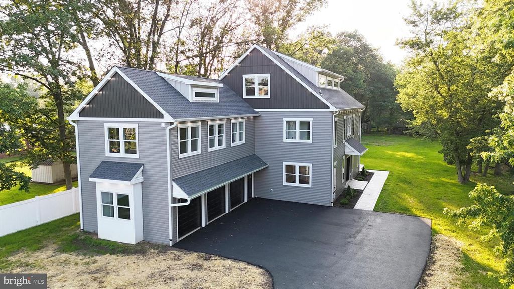 1231 LOWER STATE ROAD, North Wales, PA 19454