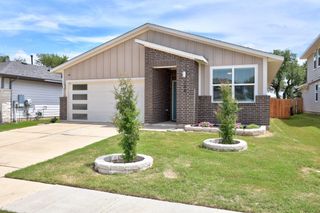 156 Parryi CV, Leander, TX 78641
