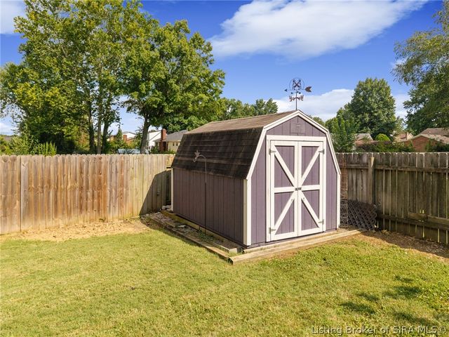 106 Amy Court, New Albany, IN 47150