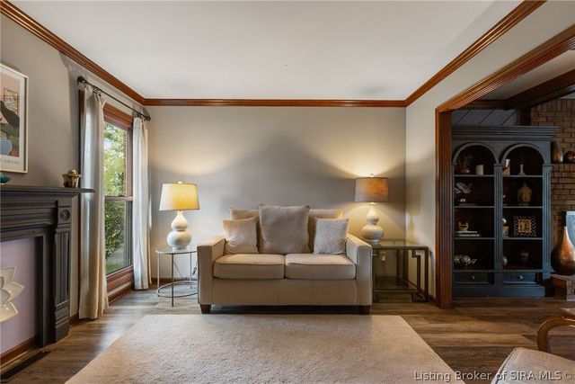 106 Amy Court, New Albany, IN 47150