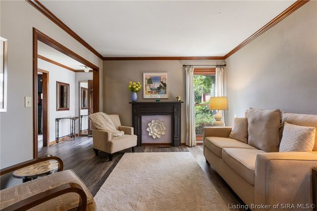 106 Amy Court, New Albany, IN 47150