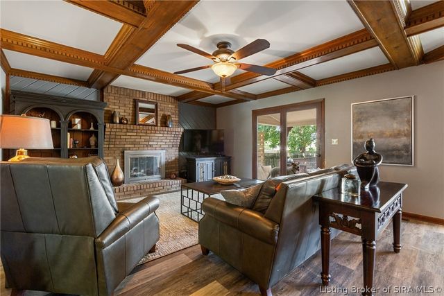 106 Amy Court, New Albany, IN 47150