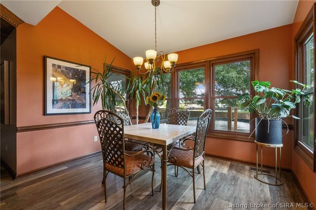 106 Amy Court, New Albany, IN 47150