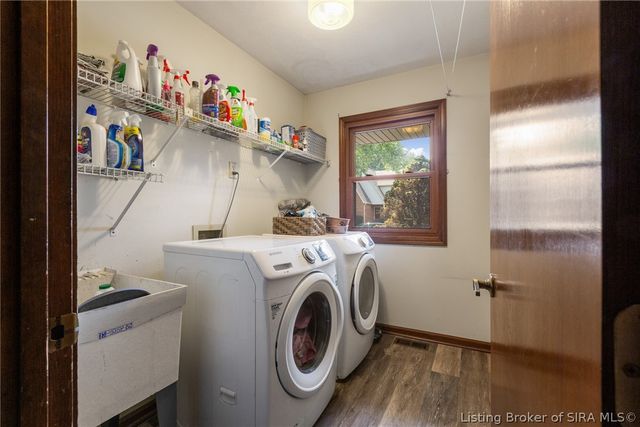 106 Amy Court, New Albany, IN 47150