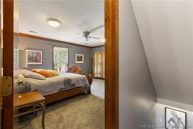 106 Amy Court, New Albany, IN 47150