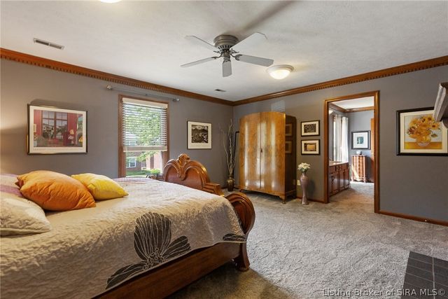 106 Amy Court, New Albany, IN 47150