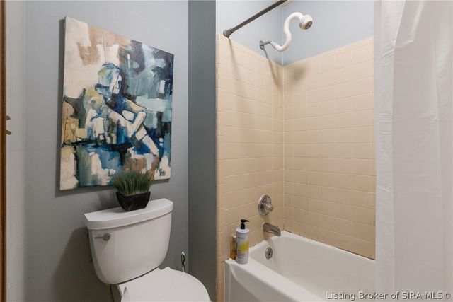 106 Amy Court, New Albany, IN 47150