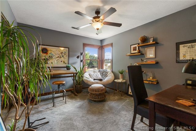 106 Amy Court, New Albany, IN 47150