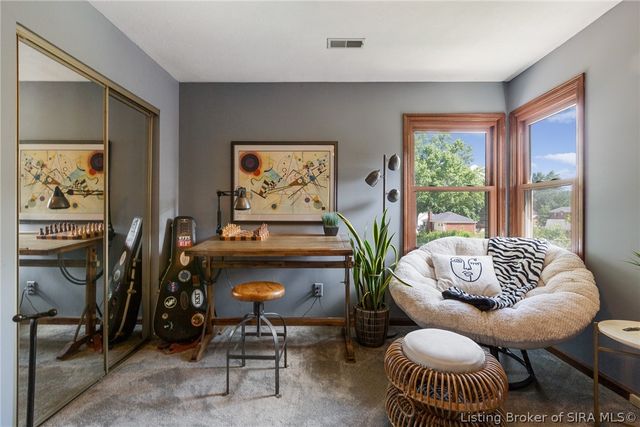 106 Amy Court, New Albany, IN 47150