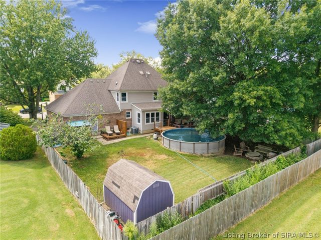 106 Amy Court, New Albany, IN 47150