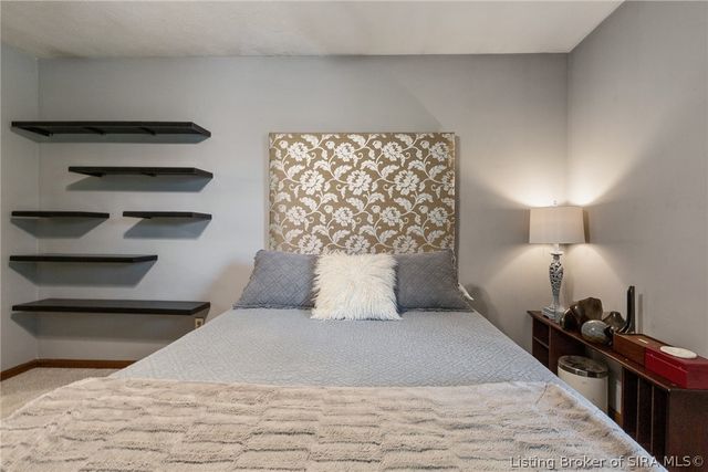 106 Amy Court, New Albany, IN 47150