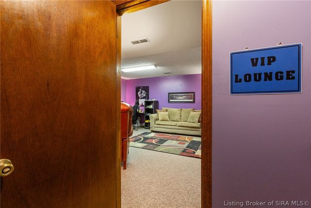 106 Amy Court, New Albany, IN 47150