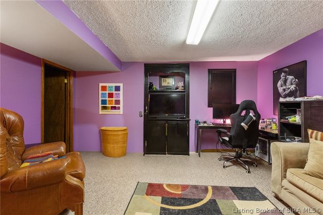 106 Amy Court, New Albany, IN 47150