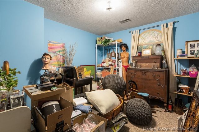 106 Amy Court, New Albany, IN 47150