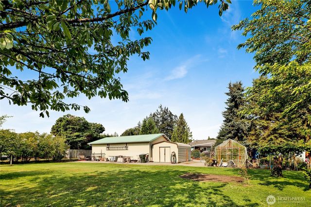 3725 Legg Road, Bow, WA 98232
