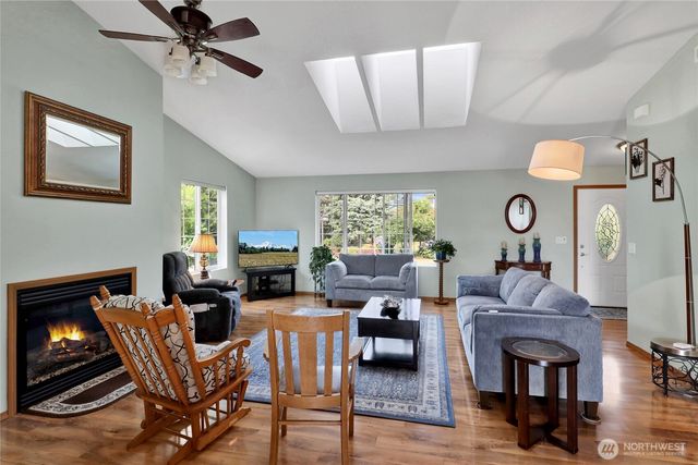 3725 Legg Road, Bow, WA 98232