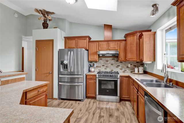 3725 Legg Road, Bow, WA 98232