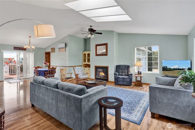 3725 Legg Road, Bow, WA 98232