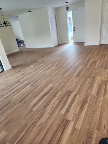 614 MIDIRON DRIVE, Kissimmee, FL 34759