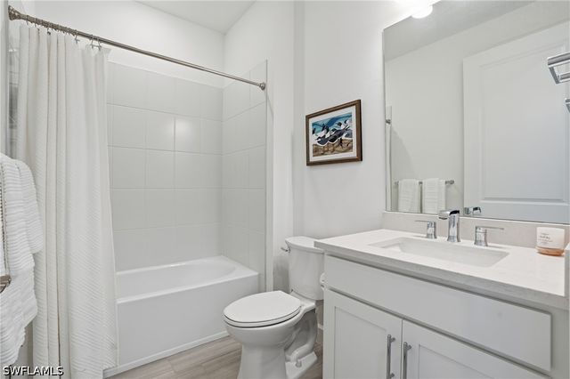 1973 Fresno AVE, Naples, FL 34120