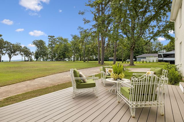 2956 McGavock Pike, Nashville, TN 37214