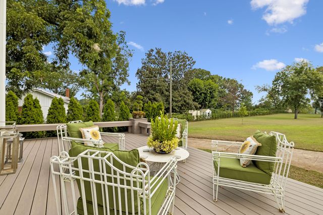 2956 McGavock Pike, Nashville, TN 37214