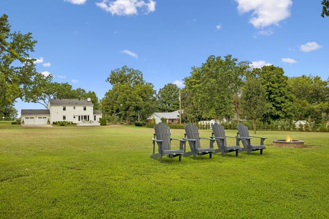 2956 McGavock Pike, Nashville, TN 37214