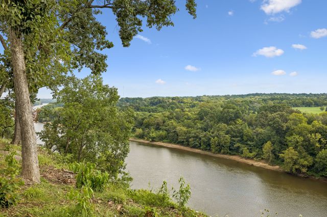 2956 McGavock Pike, Nashville, TN 37214