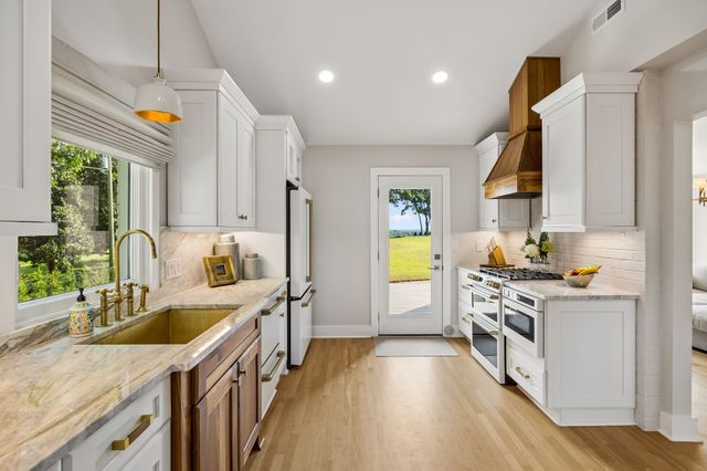 2956 McGavock Pike, Nashville, TN 37214