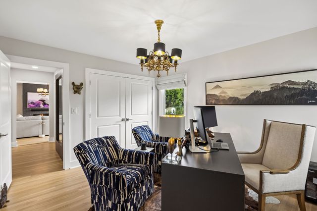 2956 McGavock Pike, Nashville, TN 37214