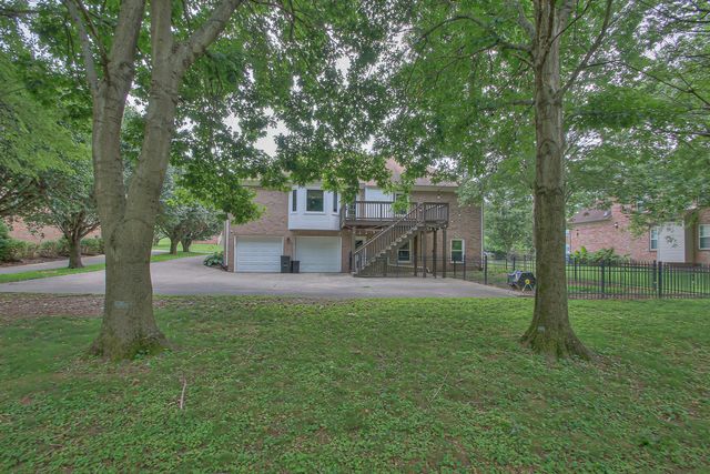 109 Warren Pl, Hendersonville, TN 37075