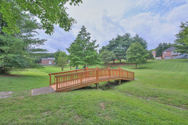 109 Warren Pl, Hendersonville, TN 37075