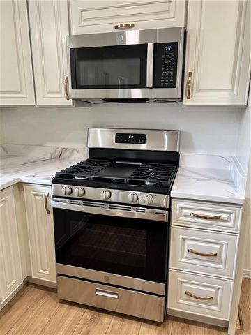 5166 Maudelayne Drive S, Mobile, AL 36693