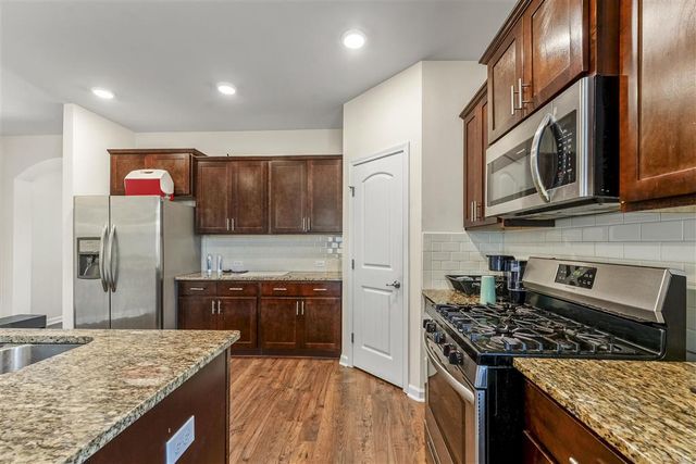 2240 N Lake Michele Circle, Lake Charles, LA 70607