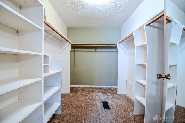 2264 S Linda Drive, Bellbrook, OH 45305