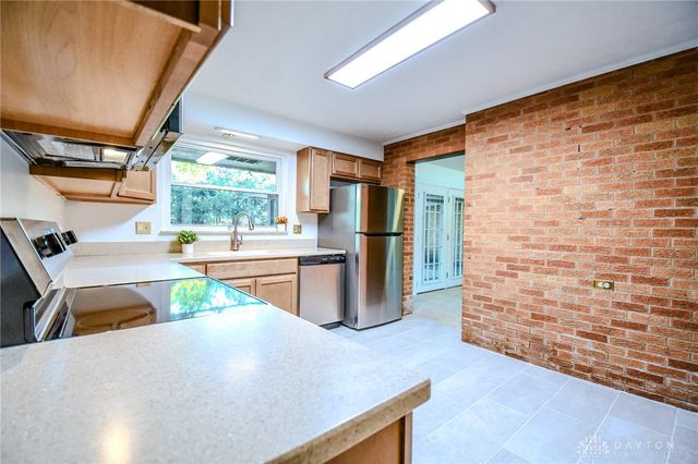 2264 S Linda Drive, Bellbrook, OH 45305