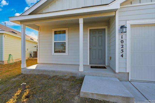 10254 Robbins, San Antonio, TX 78245