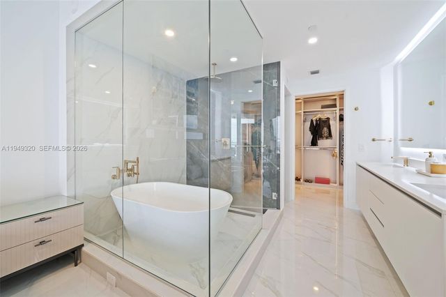 700 NE 24th 505, Miami, FL 33137