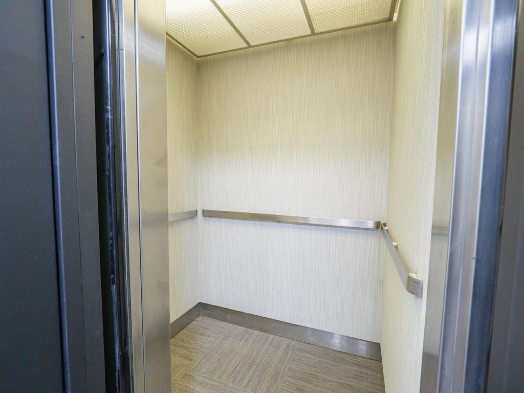 4820 Minnetonka Boulevard 3, Saint Louis Park, MN 55416 — photo 5