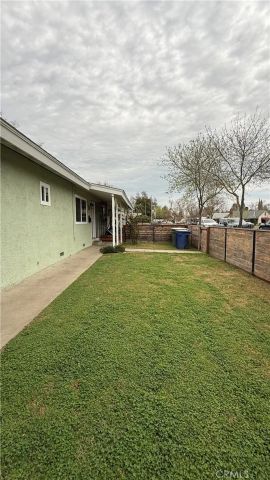 2151 Martin Luther King Jr Way, Merced, CA 95340