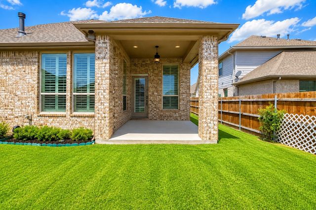 7541 Pondview Lane, Fort Worth, TX 76123