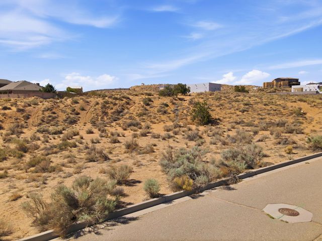 2506 Istle Road NE, Rio Rancho, NM 87124