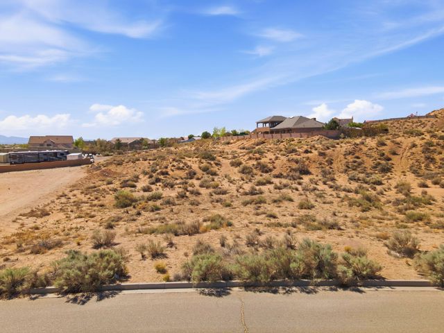 2506 Istle Road NE, Rio Rancho, NM 87124