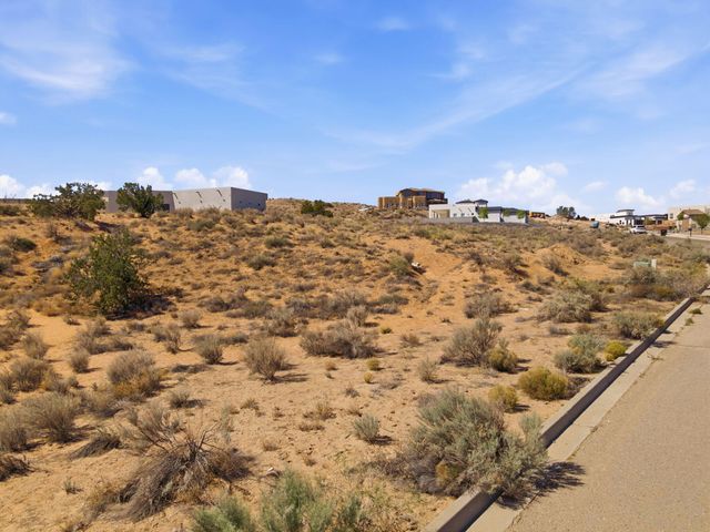 2506 Istle Road NE, Rio Rancho, NM 87124