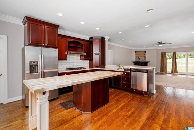 228 EDGELAND ROAD, Vandiver, AL 35176