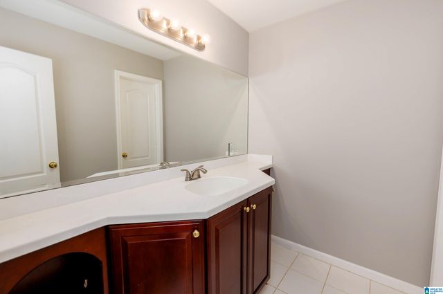 228 EDGELAND ROAD, Vandiver, AL 35176