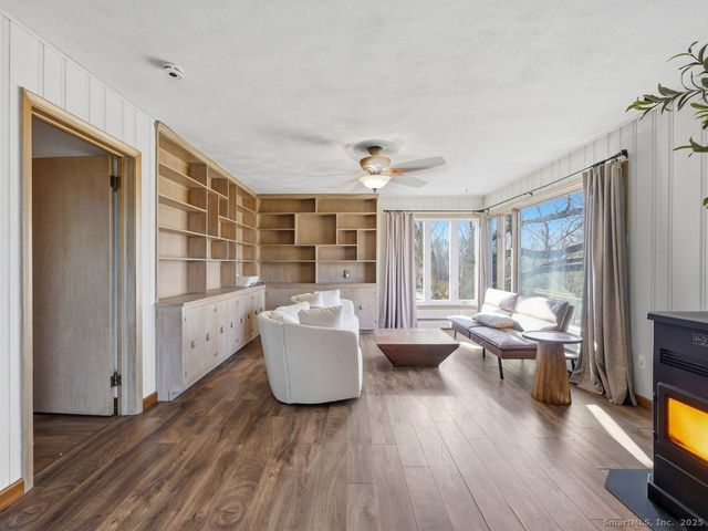 287 Harland Road, Norwich, CT 06360